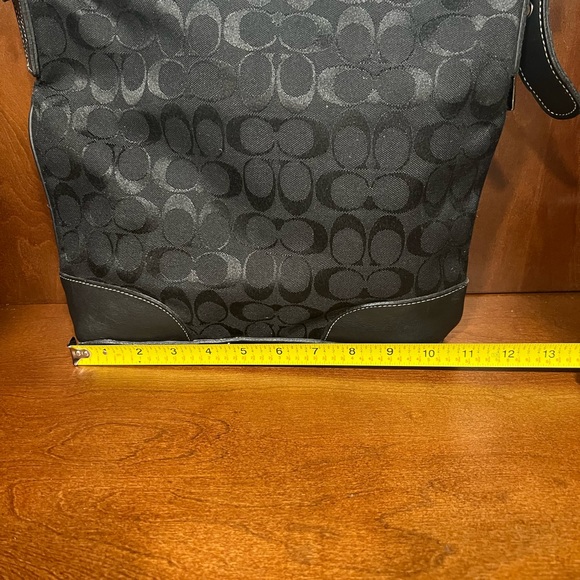 COACH J8Y-6346 signature black leather and canvas bag in  Excellent condition. - Picture 4 of 7